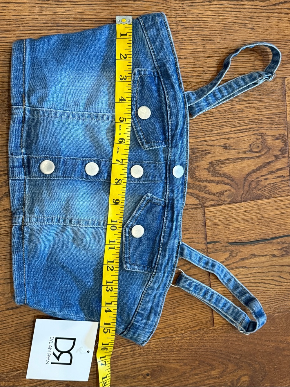 Dylan Ryan NYC Denim Smocked Crop Top Size Medium NWT - Picture 4 of 9